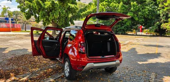 RENAULT DUSTER 1.6 DYNAMIQUE 4X2 16V FLEX 4P MANUAL RENAULT DUSTER 1.6 DYNAMIQUE 4X2 16V FLEX 4P MANUAL
